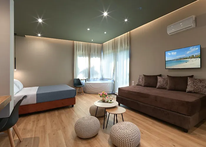 Coastal Suites At Alimos Beach